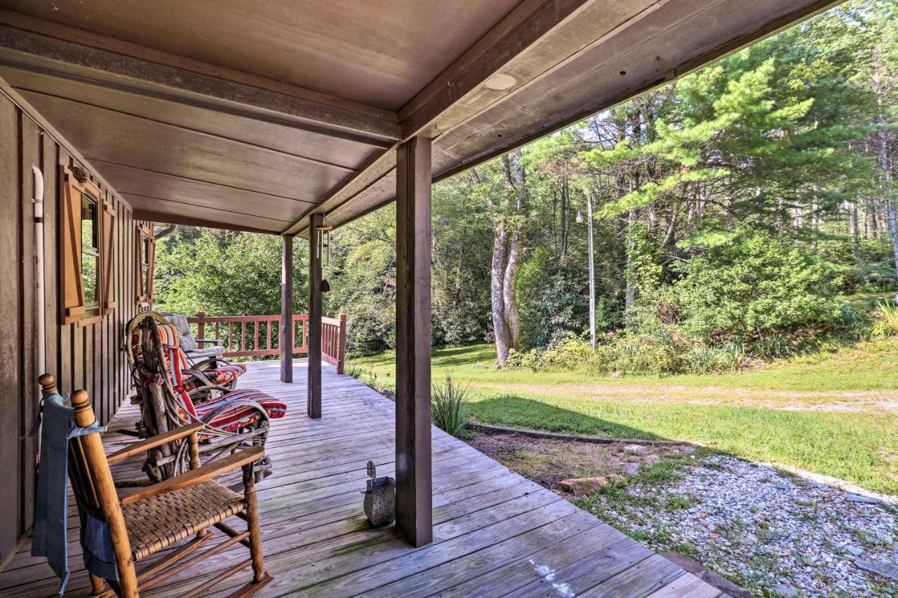 Rustic Ennice Cabin On Blue Ridge Parkway With Patio Villa Glade Valley Exterior photo